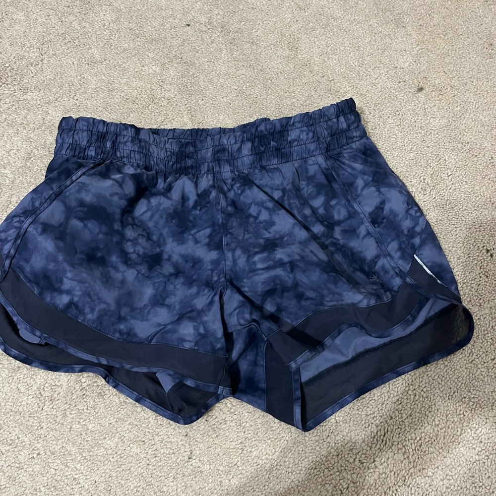 Athleta tiedye shorts